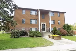 60 Chapin St, Holyoke, MA 01040 - Photo 1