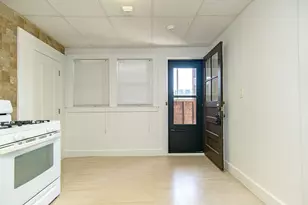 79 School St, Webster, MA 01570 - Photo 4