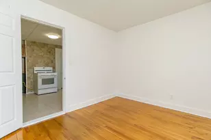 79 School St, Webster, MA 01570 - Photo 6