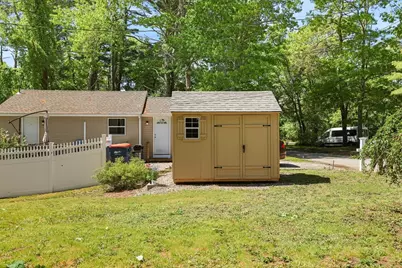 137 Lake Ave, Wareham, MA 02538 - Photo 34