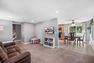 137 Lake Ave, Wareham, MA 02538 - Photo 4