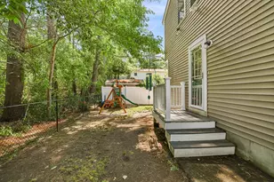 137 Lake Ave, Wareham, MA 02538 - Photo 30