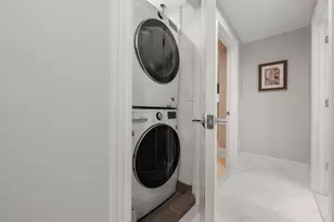 61 St Botolph St, Boston, MA 02116 - Photo 20