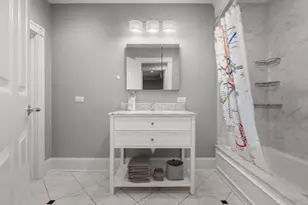 61 St Botolph St, Boston, MA 02116 - Photo 32