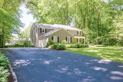 27 Tallwood Dr, Seekonk, MA 02771 - Photo 2