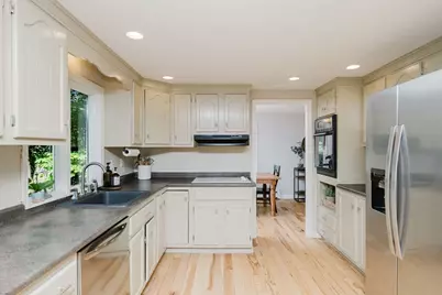27 Tallwood Dr, Seekonk, MA 02771 - Photo 14