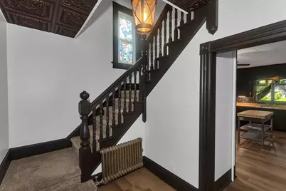 86 Sycamore St, Holyoke, MA 01040 - Photo 12
