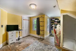 135 Hart St, Beverly, MA 01915 - Photo 18