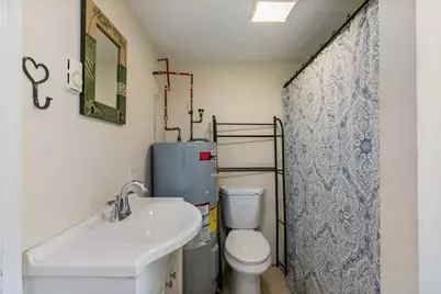 135 Hart St, Beverly, MA 01915 - Photo 14