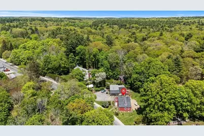 135 Hart St, Beverly, MA 01915 - Photo 26
