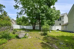 12 Bungalow Rd, Boston, MA 02132 - Photo 6