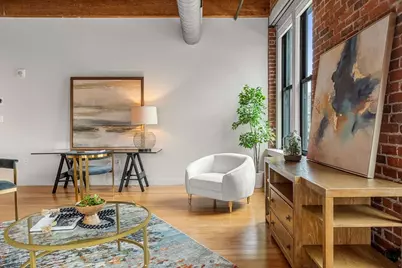 9 W Broadway #301, Boston, MA 02127 - Photo 4