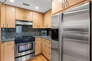 9 W Broadway, Boston, MA 02127 - Photo 16