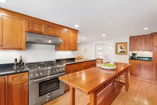 8 Avon Rd, Wellesley, MA 02482 - Photo 6