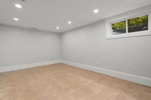 8 Avon Rd, Wellesley, MA 02482 - Photo 22