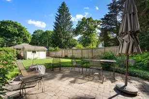 8 Avon Rd, Wellesley, MA 02482 - Photo 26