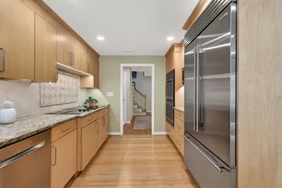 28 Algonquin Ave, Andover, MA 01810 - Photo 12