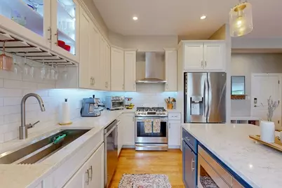 27 Thornley St #2, Boston, MA 02125 - Photo 6