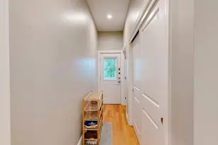 27 Thornley St, Boston, MA 02125 - Photo 22