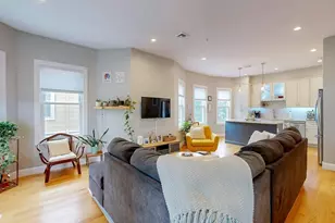 27 Thornley St, Boston, MA 02125 - Photo 2
