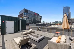 49 Melcher St, Boston, MA 02210 - Photo 30