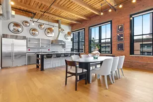 49 Melcher St, Boston, MA 02210 - Photo 10