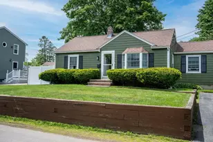 55 Clapp, Abington, MA 02351 - Photo 2