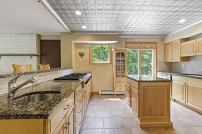 55 Shaw St., Belchertown, MA 01007 - Photo 4