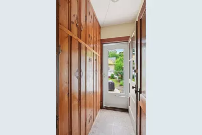 54 Thorndyke St, Springfield, MA 01118 - Photo 22
