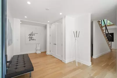 21 White Oak Rd, Newton, MA 02468 - Photo 4