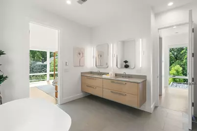 21 White Oak Rd, Newton, MA 02468 - Photo 16