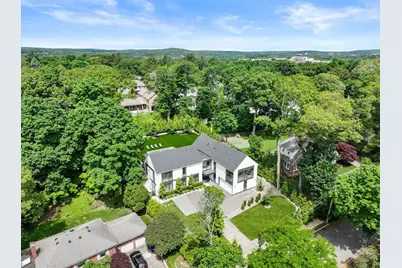 21 White Oak Rd, Newton, MA 02468 - Photo 2