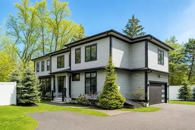 32 Lantern Ln, Wellesley, MA 02481 - Photo 2