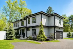 32 Lantern Ln, Wellesley, MA 02481 - Photo 2