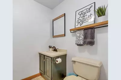 127 Merrimack Meadows Lane #127, Tewksbury, MA 01876 - Photo 16