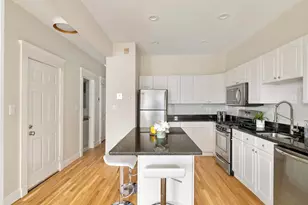 137 P St, Boston, MA 02127 - Photo 10