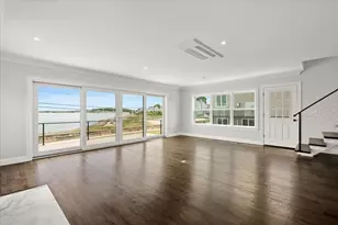 153 Edgewater Dr, Quincy, MA 02169 - Photo 12