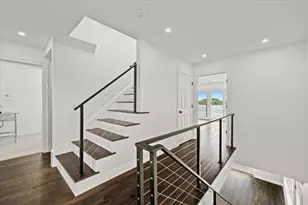 153 Edgewater Dr, Quincy, MA 02169 - Photo 26