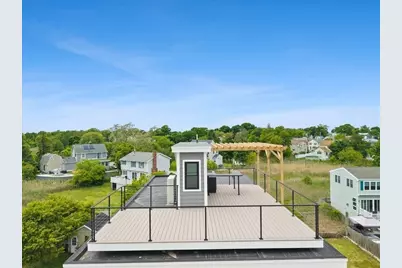 153 Edgewater Drive, Quincy, MA 02169 - Photo 6