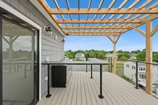153 Edgewater Dr, Quincy, MA 02169 - Photo 38