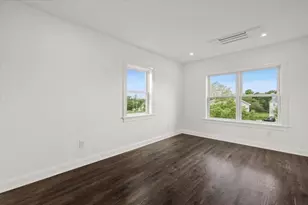 153 Edgewater Dr, Quincy, MA 02169 - Photo 30