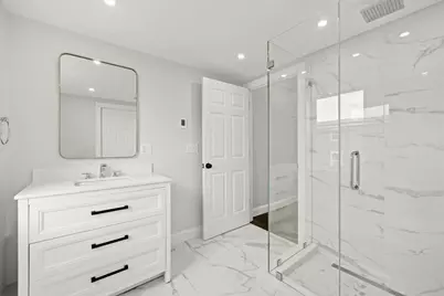 153 Edgewater Drive, Quincy, MA 02169 - Photo 20