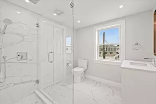 153 Edgewater Dr, Quincy, MA 02169 - Photo 18