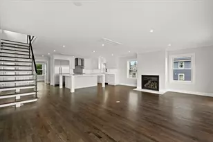 153 Edgewater Dr, Quincy, MA 02169 - Photo 14