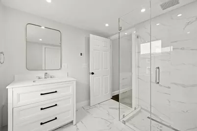 153 Edgewater Drive, Quincy, MA 02169 - Photo 20