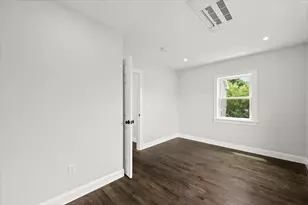 153 Edgewater Dr, Quincy, MA 02169 - Photo 24