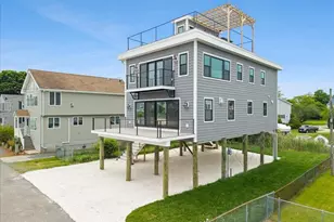 153 Edgewater Dr, Quincy, MA 02169 - Photo 2