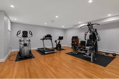 22 Tanglewood Road, Wellesley, MA 02481 - Photo 20
