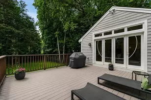 22 Tanglewood Rd, Wellesley, MA 02481 - Photo 28