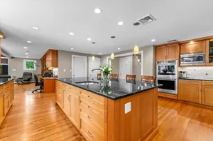 22 Tanglewood Rd, Wellesley, MA 02481 - Photo 6